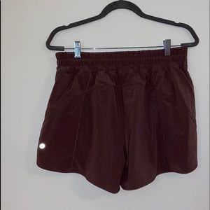 Lululemon Track That Short 5” Size 12, Mauve